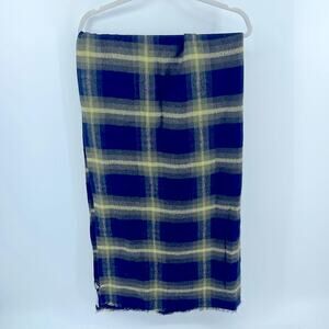 Banana Republic wool blend tartan plaid fringe hem blanket scarf